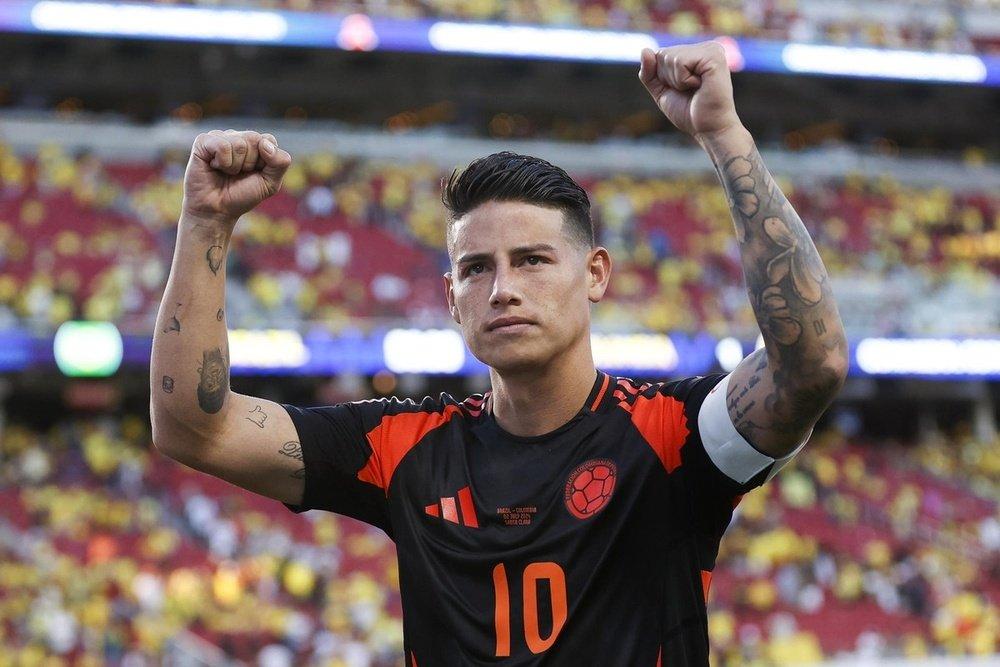 James Rodriguez nổi tiếng với vẻ ngoài chuẩn sói ca